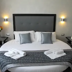 Konukevi Veneto Relais
